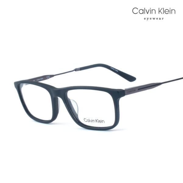 Calvin Klein 02