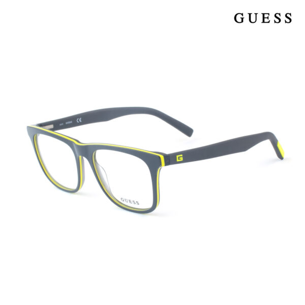 Guess 03 01