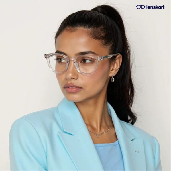 Girl with Hustlr Transparent Acetate Eyeglasses LHE16985-W C5