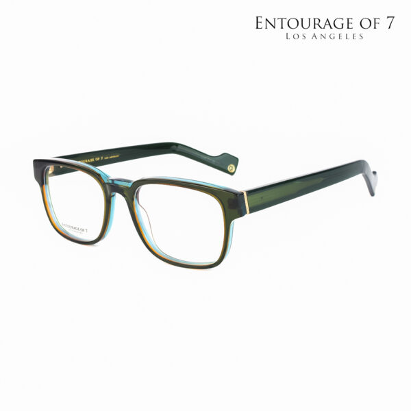 Entourage of 7 Levi 04-22